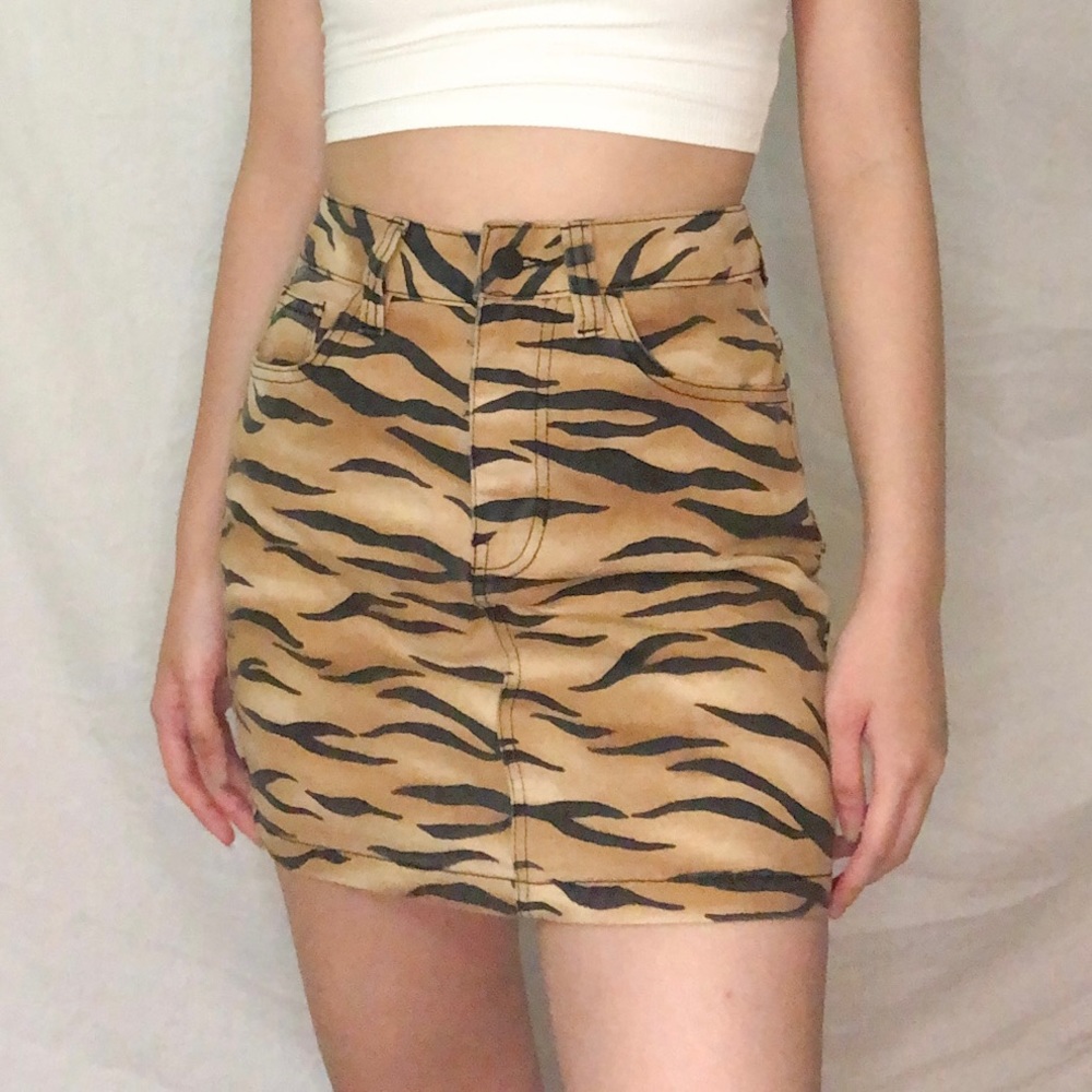 Vintage tiger print denim skirt